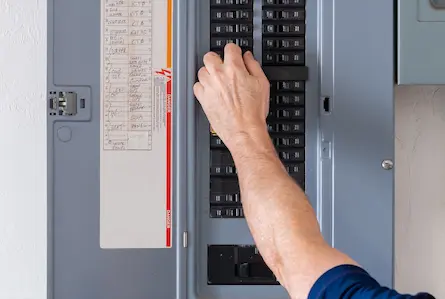 How to read circuit breaker labels in 2022?